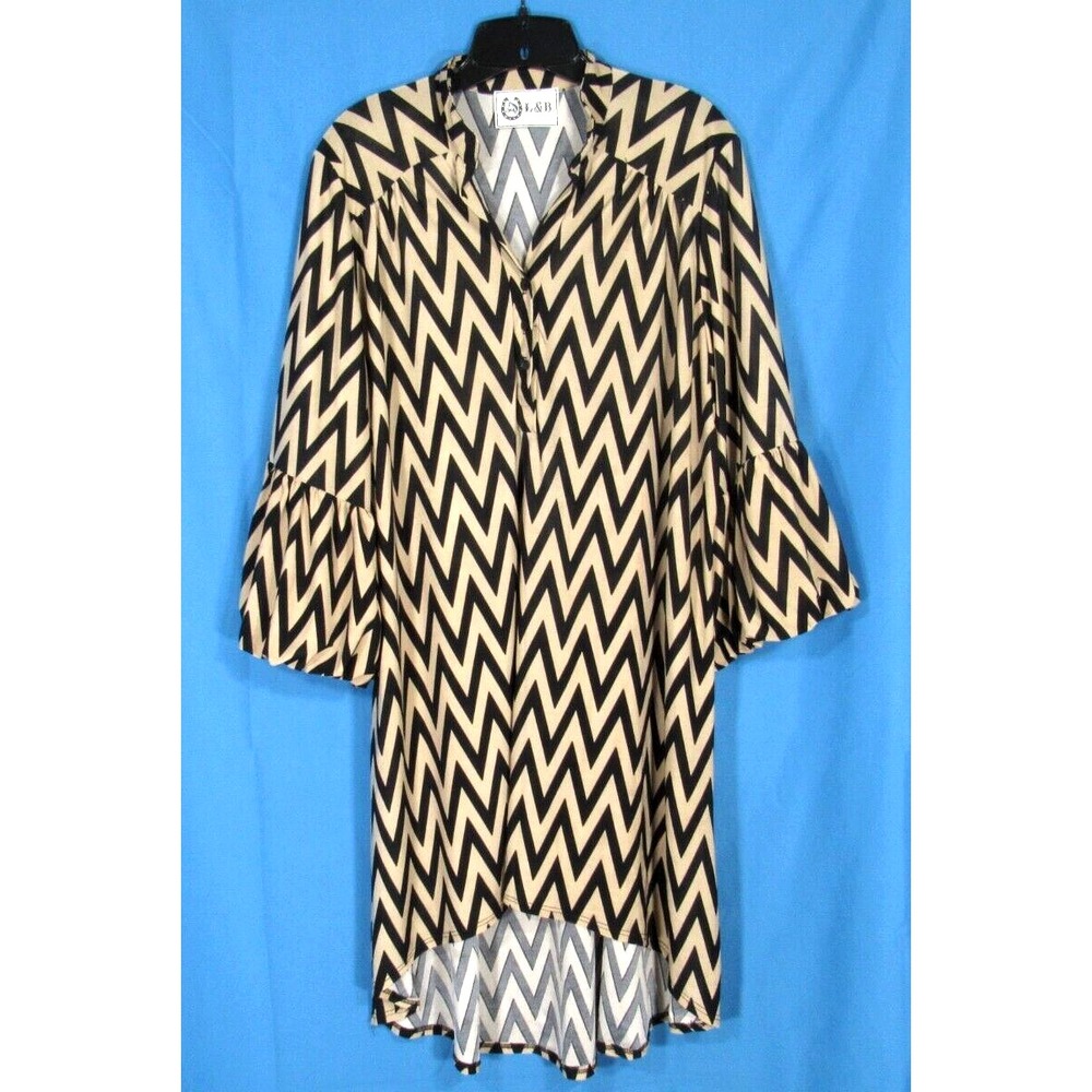 L & B Lucky & Blessed BEIGE/BLACK CHEVRON Stretch Knit HI-LOW TUNIC TOP Sz XL